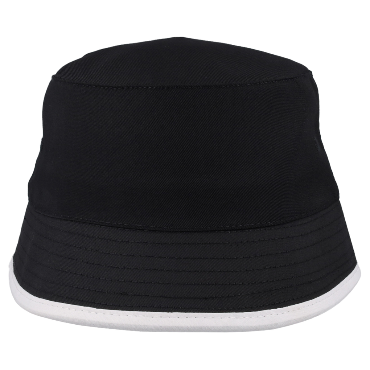 Black/White three-quarter